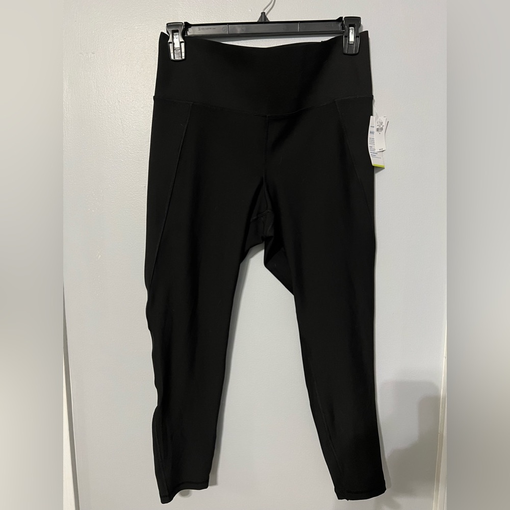 Old Navy leggings - built-in sculpt